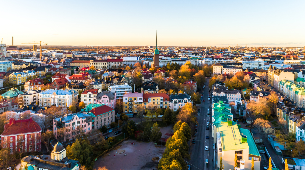 Explore visa and residence permit options for Finnish citizens. Learn about requirements and procedures for hassle-free